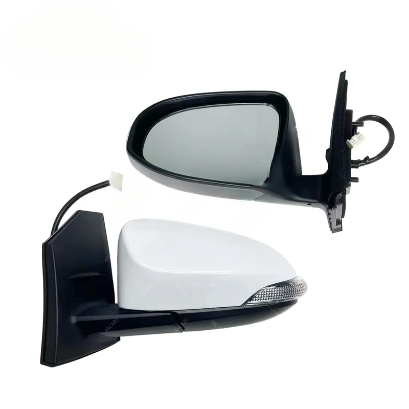 High Quality 7 Pin RHD Automotive Rearview Mirror With Turn Signal Vehicle Spare Parts