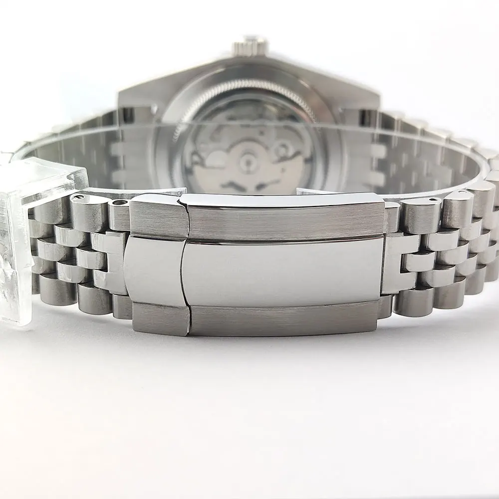 Orologio personalizzato nh35 Orologio da uomo 39MM Movimento quadrante bianco opaco Logo personalizzato Cassa in acciaio inossidabile Vetro zaffiro