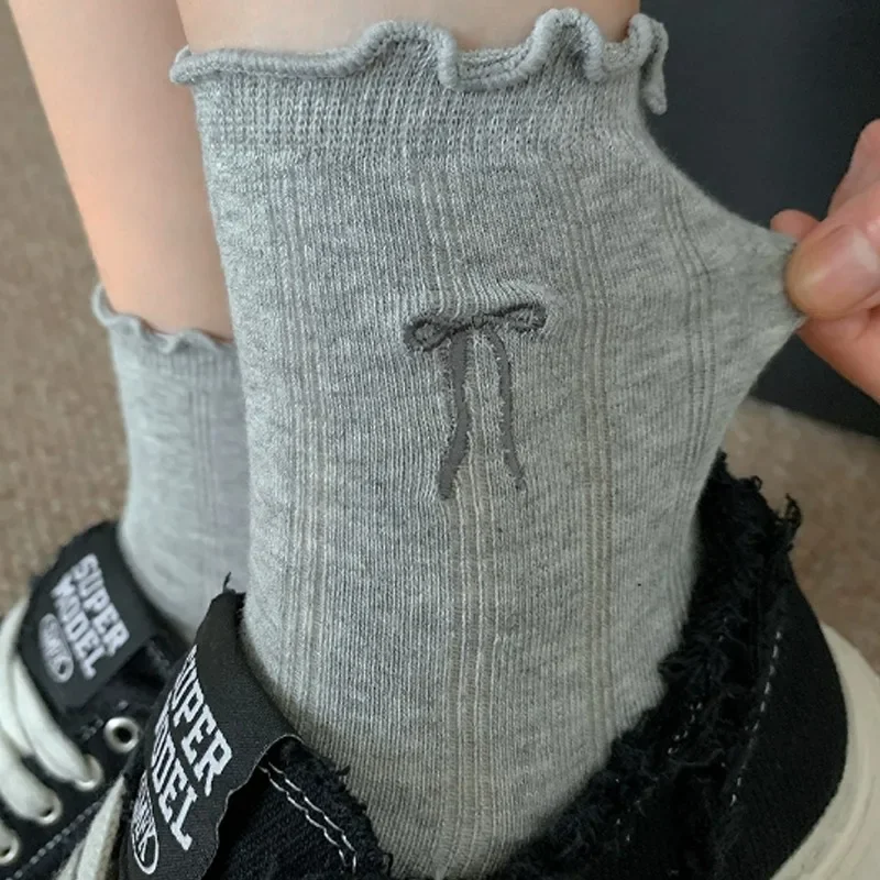 2025Summer Cute Thin Lace Bow Wavy Hemmed Kawaii Socks for Women Girls Hollow Sock Casual Loose Sock Mid-tube Cool y2k Stockings
