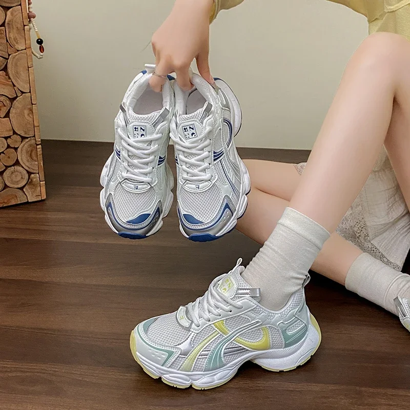 

Fashion New Wear Resistant Work Shoes for Women Spring Autumn Round Head Mesh Breathable Thick Bottom Casual Sports Shoes