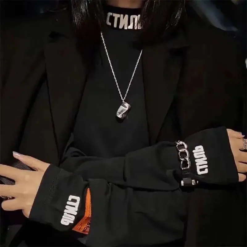 Embroidery Cotton Men Shirt Streetwear Women Top Turtleneck Undershirt Pullover Couples Loose Long Sleeves Streetwear Men