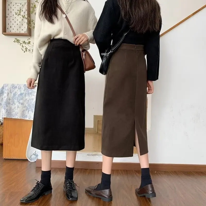 

Woolen midi skirt for women, high waisted, autumn and winter 2026 new item, covering the hips to show off thinness, medium to lo