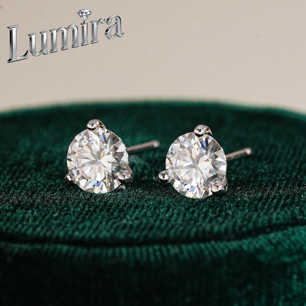 

Lumira Platinum PT950 Classic Three-Prong Moissanite Stud Earrings Sparkling Women's Earring Non-Removable Small Cartilage Stud