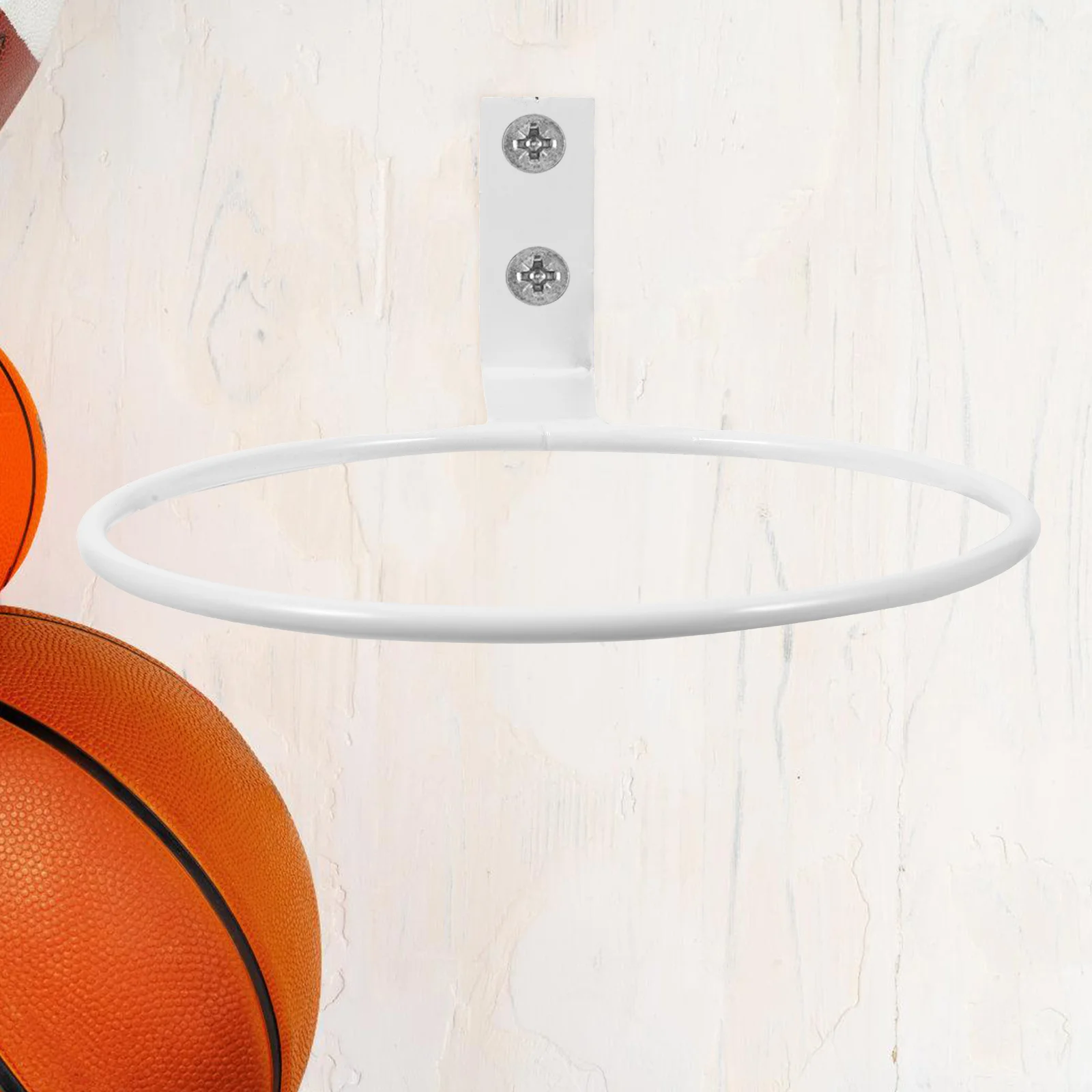 2pcs WallMountedBasketballRack WhiteIronSportsBallsHolder StorageDisplayShelf 가정용 금속 축구 스탠드 다목적 볼 선반