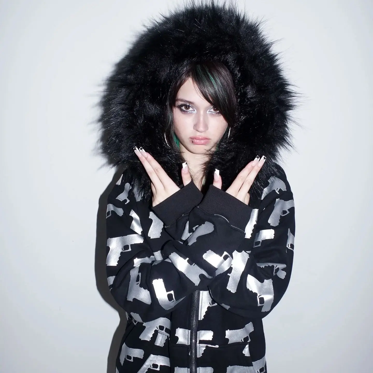 Moletom com Capuz Y2K, Moda Hip-Hop, Estilo de Rua, Cardigan do Milênio, Outono/Inverno, Estampa de Arma, Roupa de Garota Cool, Emo