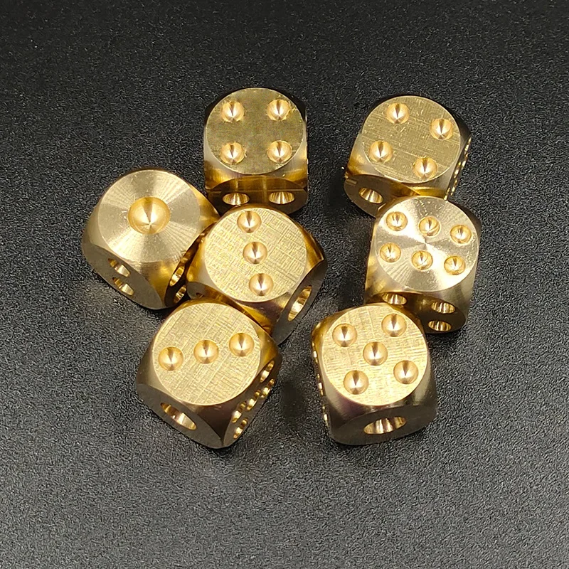 Dés solides en métal et cuivre pur, 15mm, 2 pièces, faits à la main, Bar KTV, fournitures d'échecs et de cartes, jouet personnalisé, ornements, outils de jeu de fête