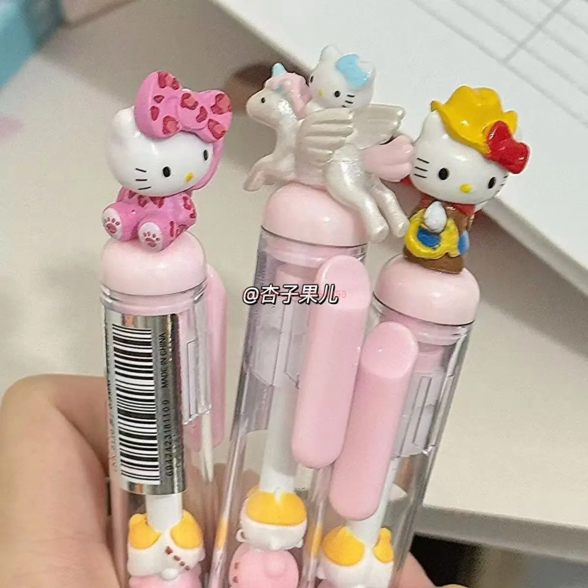 Kralen Gel Pen Hello Kitty Kawaii Cartoon Kleding Modellering Nieuwe Stijl Ins Populariteit Druk Interesse Studenten Vriend Meisje Cadeau