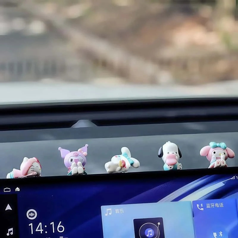 Sanrio Car Jewelry Car Ornaments Kuromi Cartoon Cute Center Console Screen Monitor Decoration Doll Dolls Small Ornaments