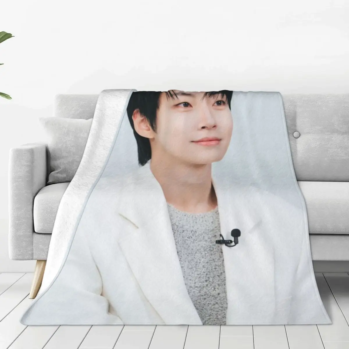 Hwang In Yeop Blanket Sofa Bedroom Bed Home Office Nap Blanket Car Travel Picnic Blankets Gift
