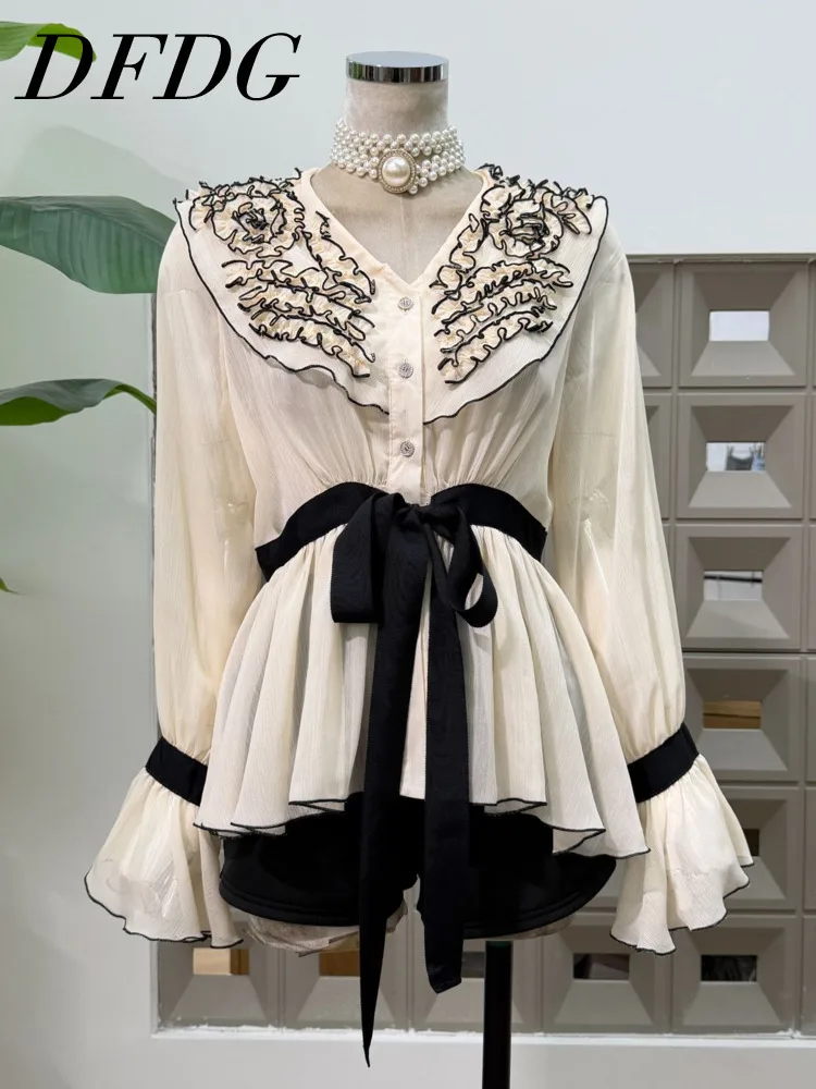 

DFDG женская весенне-летняя бежевая блузка, черные шорты, комплект с рюшами на воротнике и рукавами-колокольчиками, с поясом на талии, повседневный модный женский комплект 2025 г.