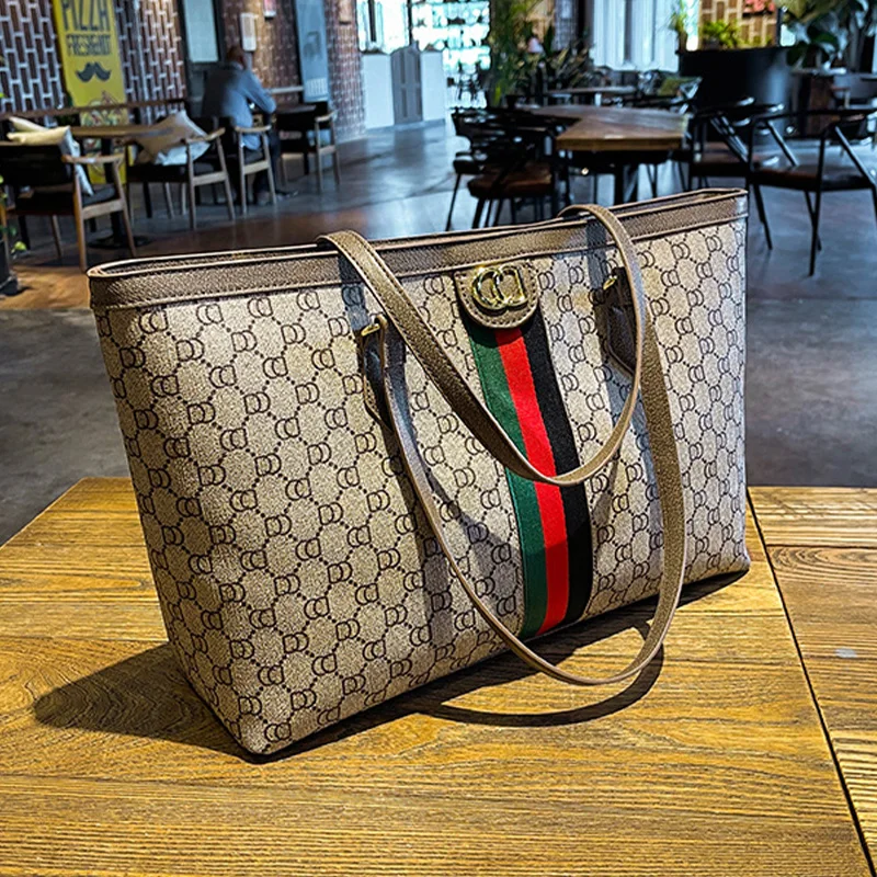 

2026 New Style Luxury Tote Bag Large Capacity Mommy Shoulder Bag Office Lady Commuter All-match Bag