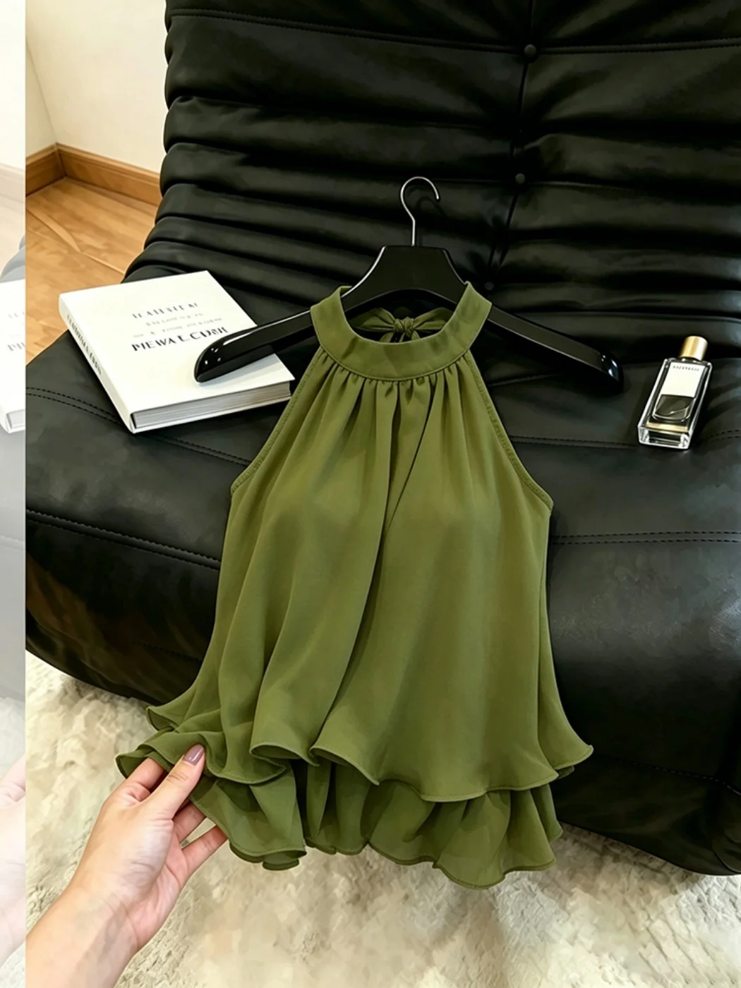 Green Double Layer Irregular Lace Hem Halter Neck Top Summer Seductive Pure Backless Meat Concealing Strap Vest Women's Fashion