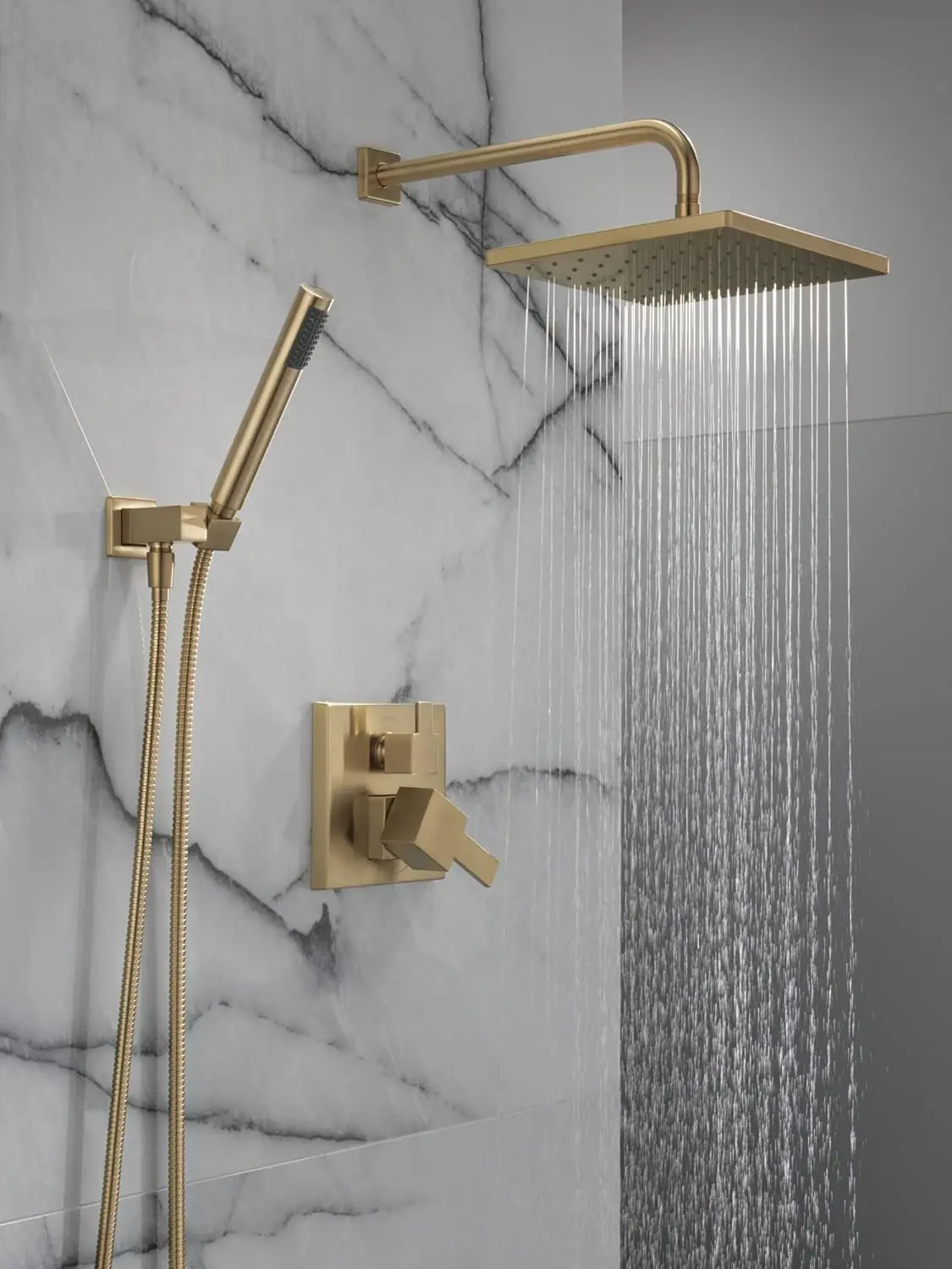 Delta Faucet Modern Raincan 2-Setting Square Shower System Including Rain Shower Head and Handheld Spray Gold