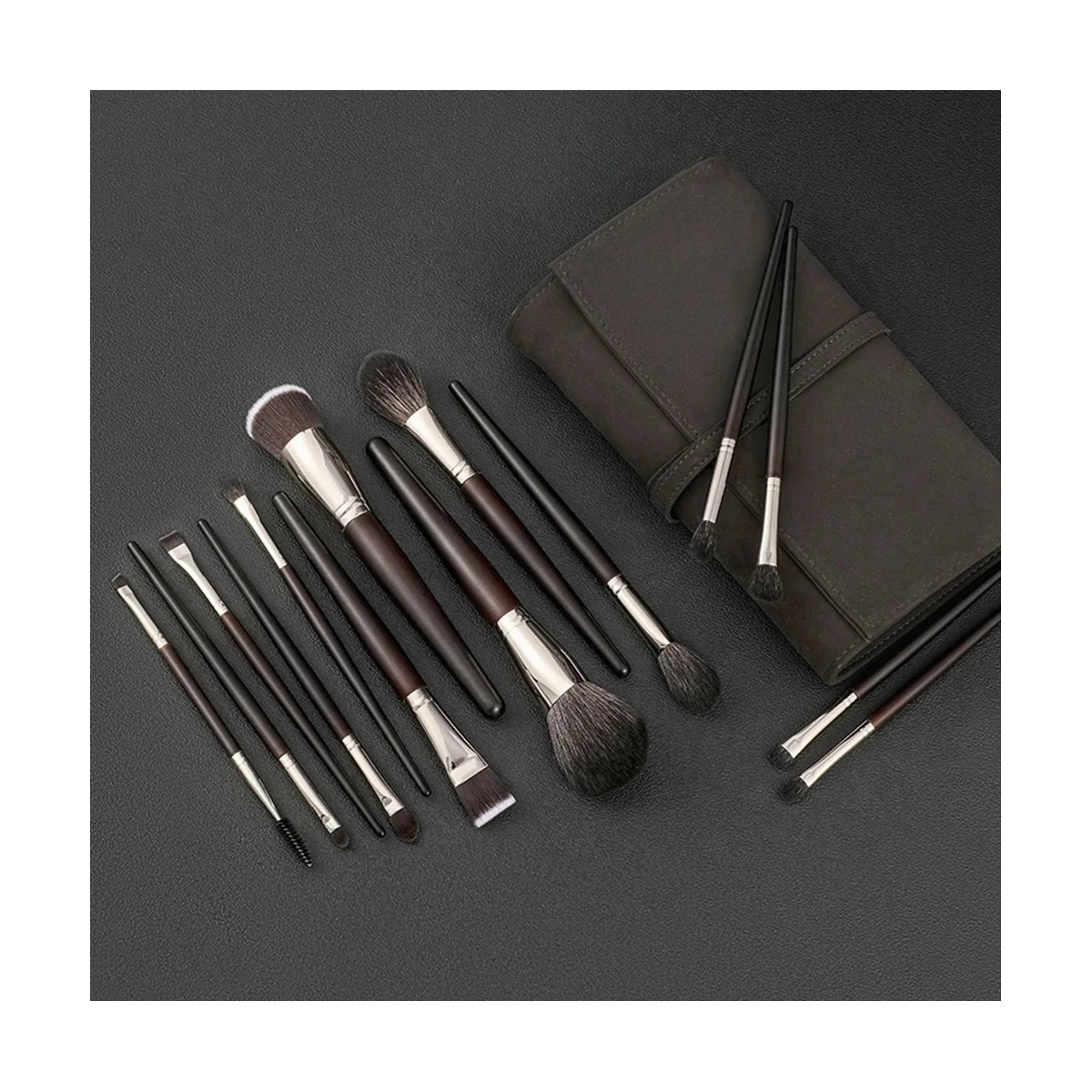 

15Pcs Makeup Brush Set Animal Hair Foundation Brush Loose Powder Brush Eye Shadow Brush Beauty Tool Set