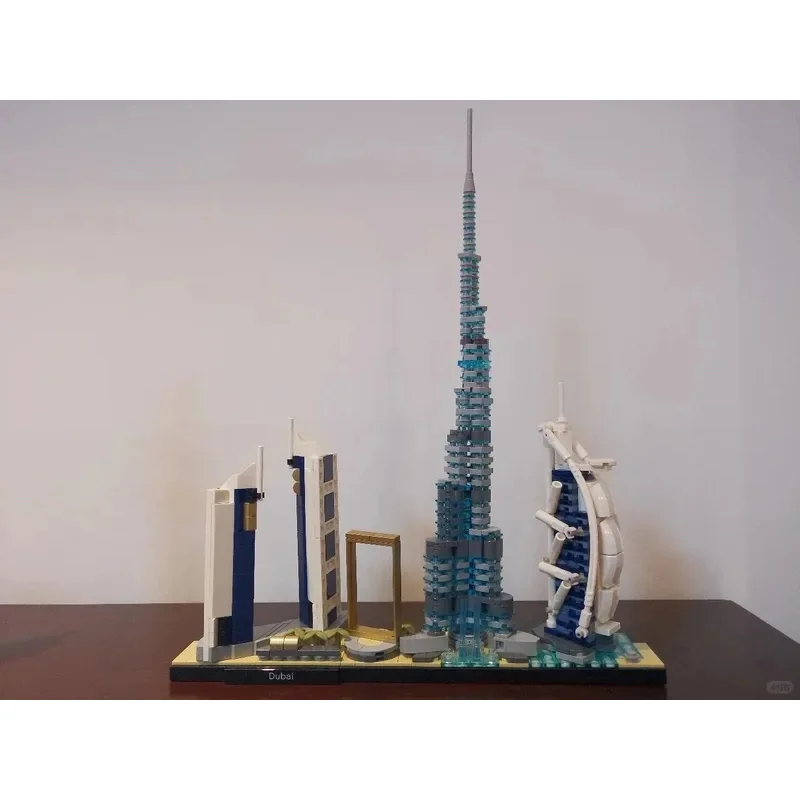 

740pcs Creative City Series Model Building Blocks Toy, Dubai Skyline, Boy and Girl Puzzle Assembly Toy, Birthday Gift