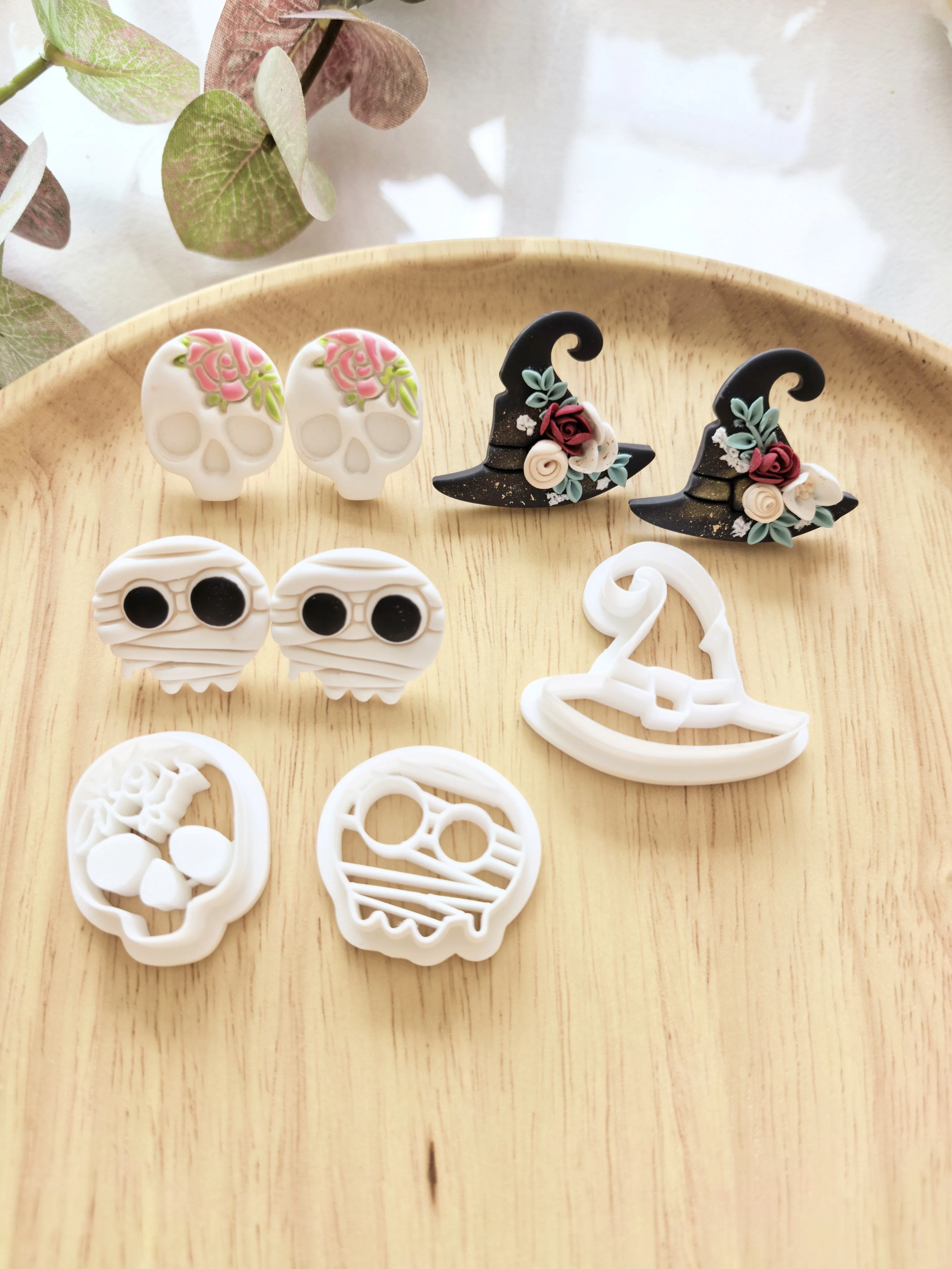 

Halloween Series Mini Polymer Clay Cutter Witch Hat/Skull/Mummy Clay Cutting Molds DIY Earrings Jewelry Making Hand Tools