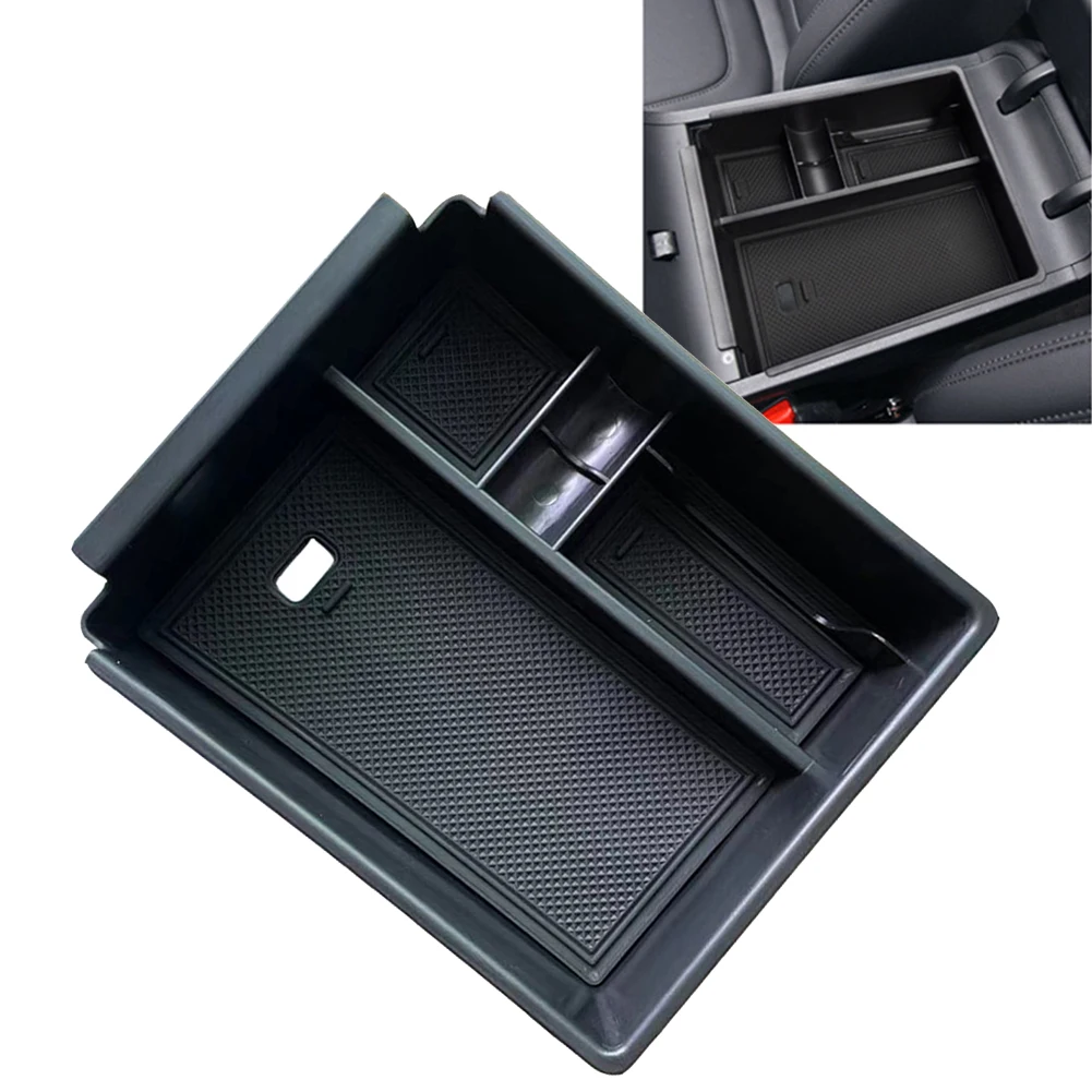 Sophisticated Armrest Organizer Tailored to Meet the Demands of the Modern Driver in a For Hyundai Santa Cruz 2022