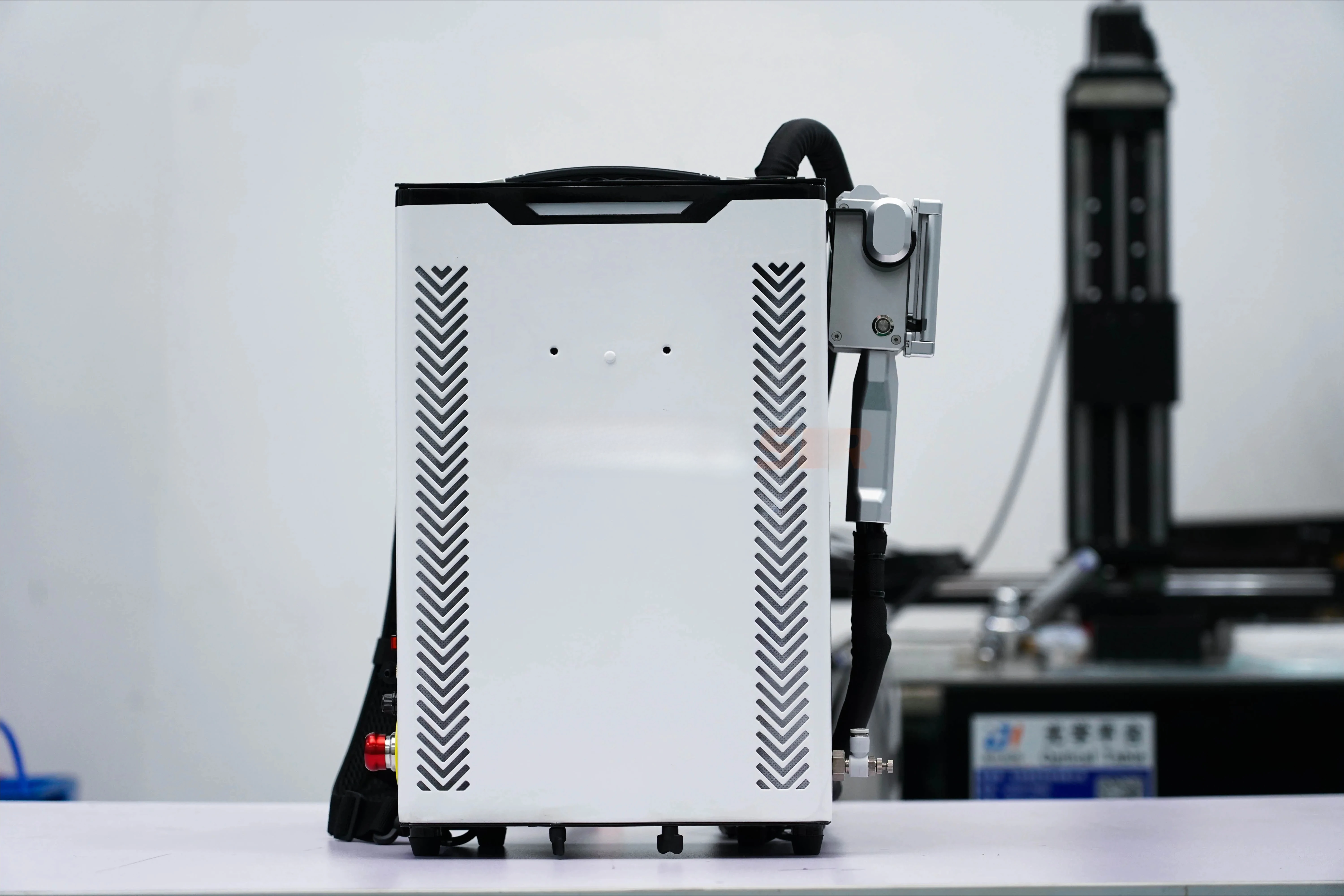 New Technology   Cleaning Machine for Metal Rust & Paint Removal, Stone Paint Stripping