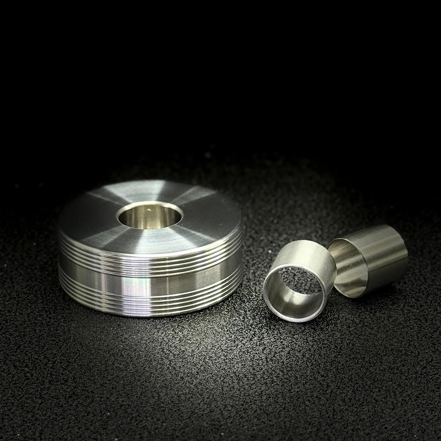 316L Stainless Steel Razor Stand - CNC machining Variable Diameter Shaver Base with High Quality Shaver Holder for Men
