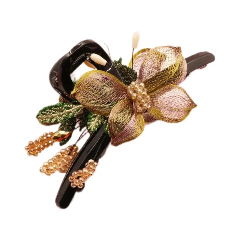 Accessori per capelli a forcina a farfalla in filo di rame intrecciato elegante per donna Copricapo con clip a forma di squalo con zirconi di lusso