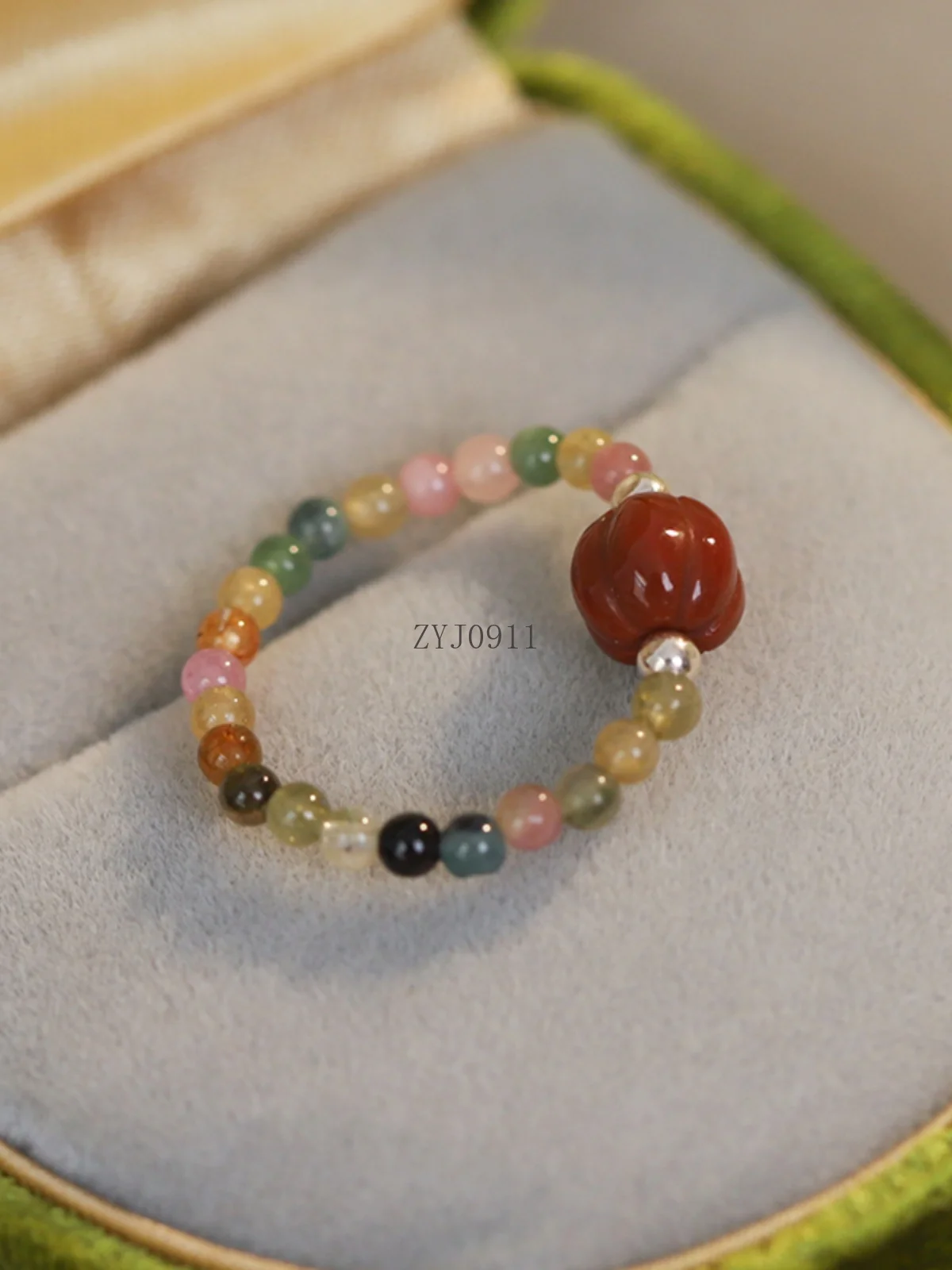 *خاتم من الحجر الطبيعي العقيق، خاتم نسائي فاخر من التورمالين الفاخر ذو طابع شخصي راقي