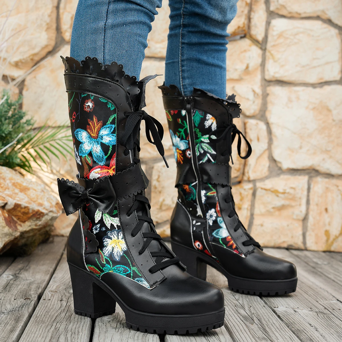 Women's Spring and Autumn Tide Waterproof Platform Design High-heeled Fashion Boots 2026 New Decal Decorative Non-slip Boots