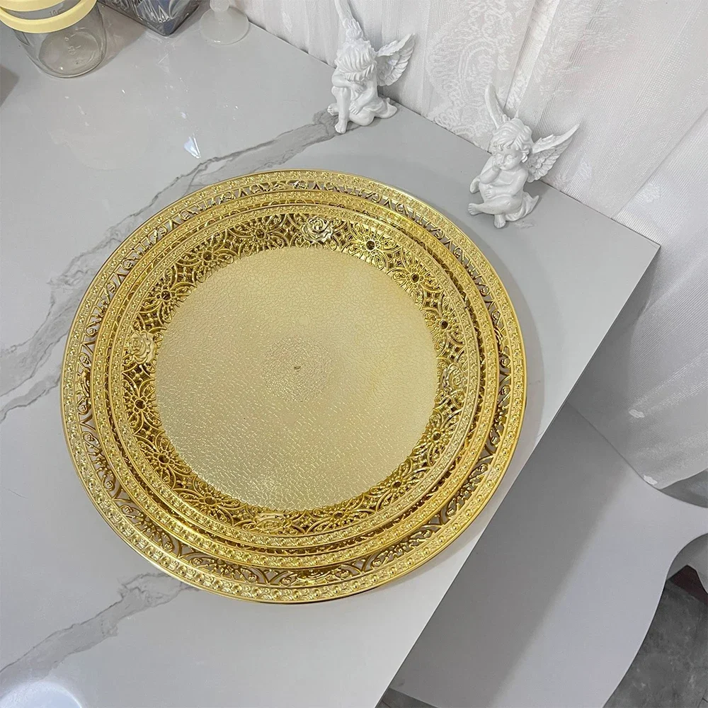 5/10/20/50/100pcs 32cm Hollow Out Gold Charger Plates Retro Lace Flower Plastic Plate Wedding Banquet Table Decor Serving Tray