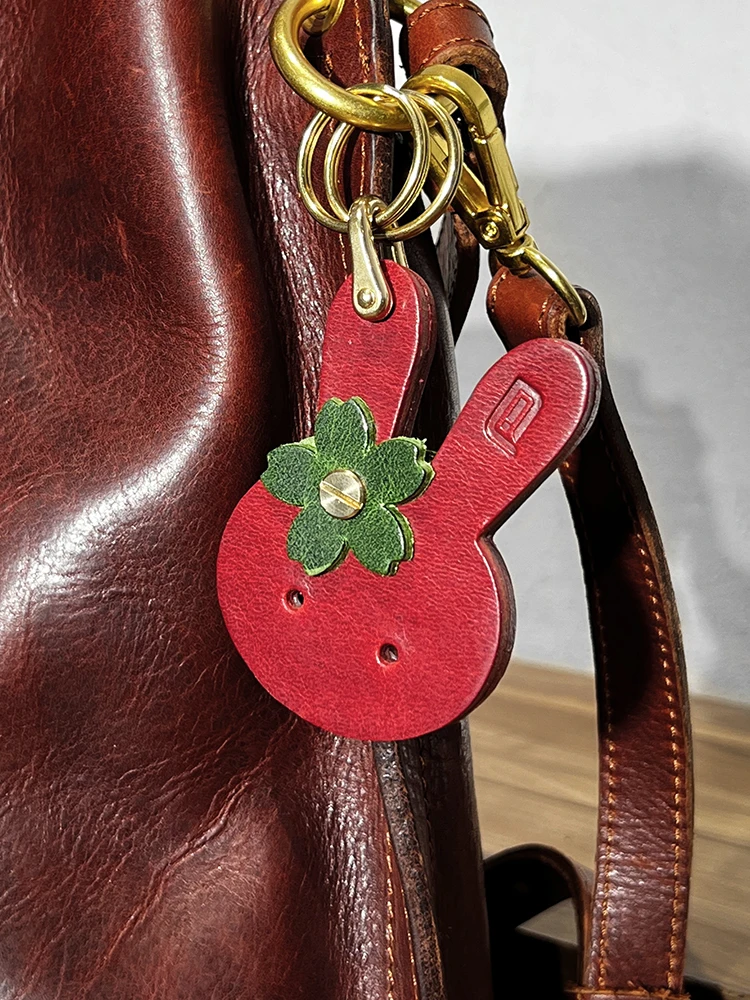 

Handmade leather bag pendant car keychain decorative item White Rabbit style vintage exquisite beautiful gift