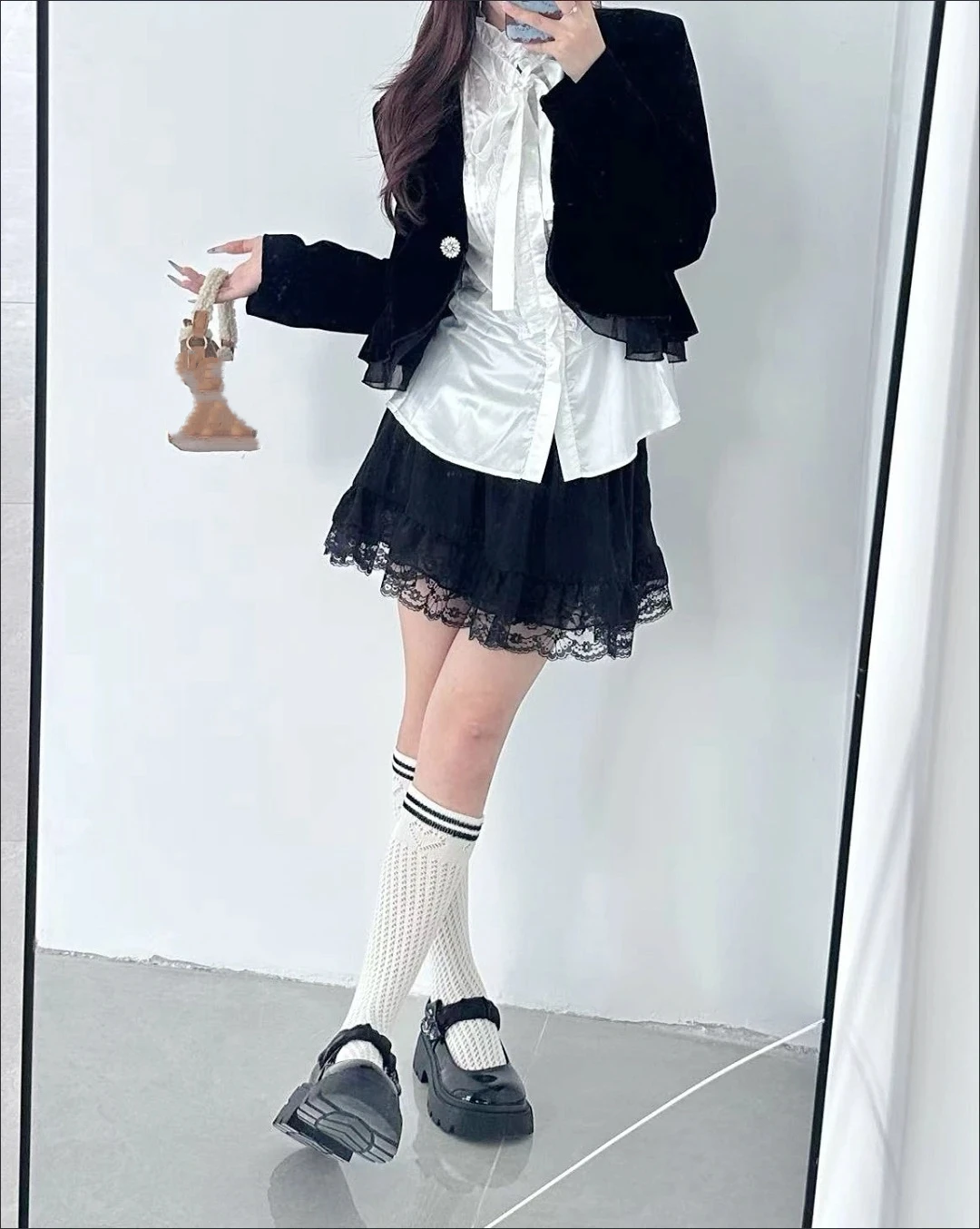 

Французский элегантный высококачественный комплект из 3 предметов с длинными рукавами, черный кардиган 2000-х годов + тонкие женские рубашки с надрезом + мини-юбки, винтажные костюмы