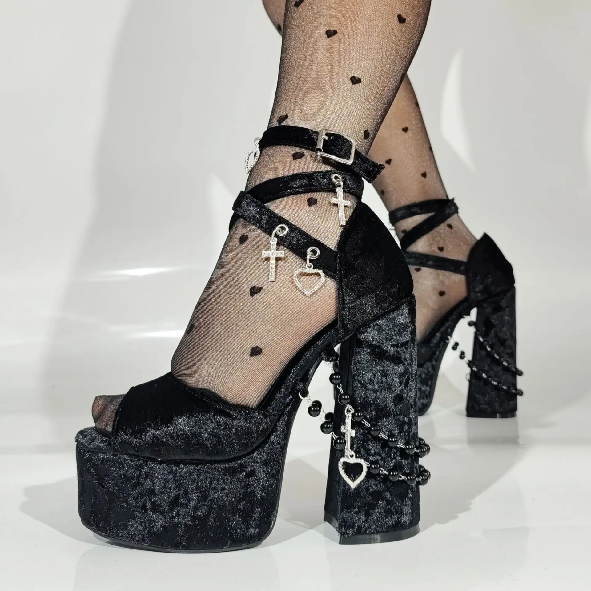 Women's Hot Chick Pendant Metal chain platform sandals big size crystal chunky heel peep toe black/pink/red party lolita shoes - view 3