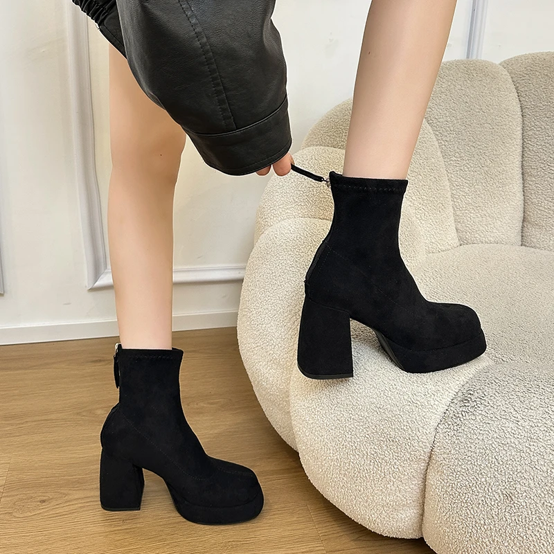 2026 Neue Herbst-Winter Retro Dicksohlige Hochhackige Damenstiefel mit Rückenreißverschluss Kurze Stiefel Modische Vielseitige Damenschuhe – Detail 15