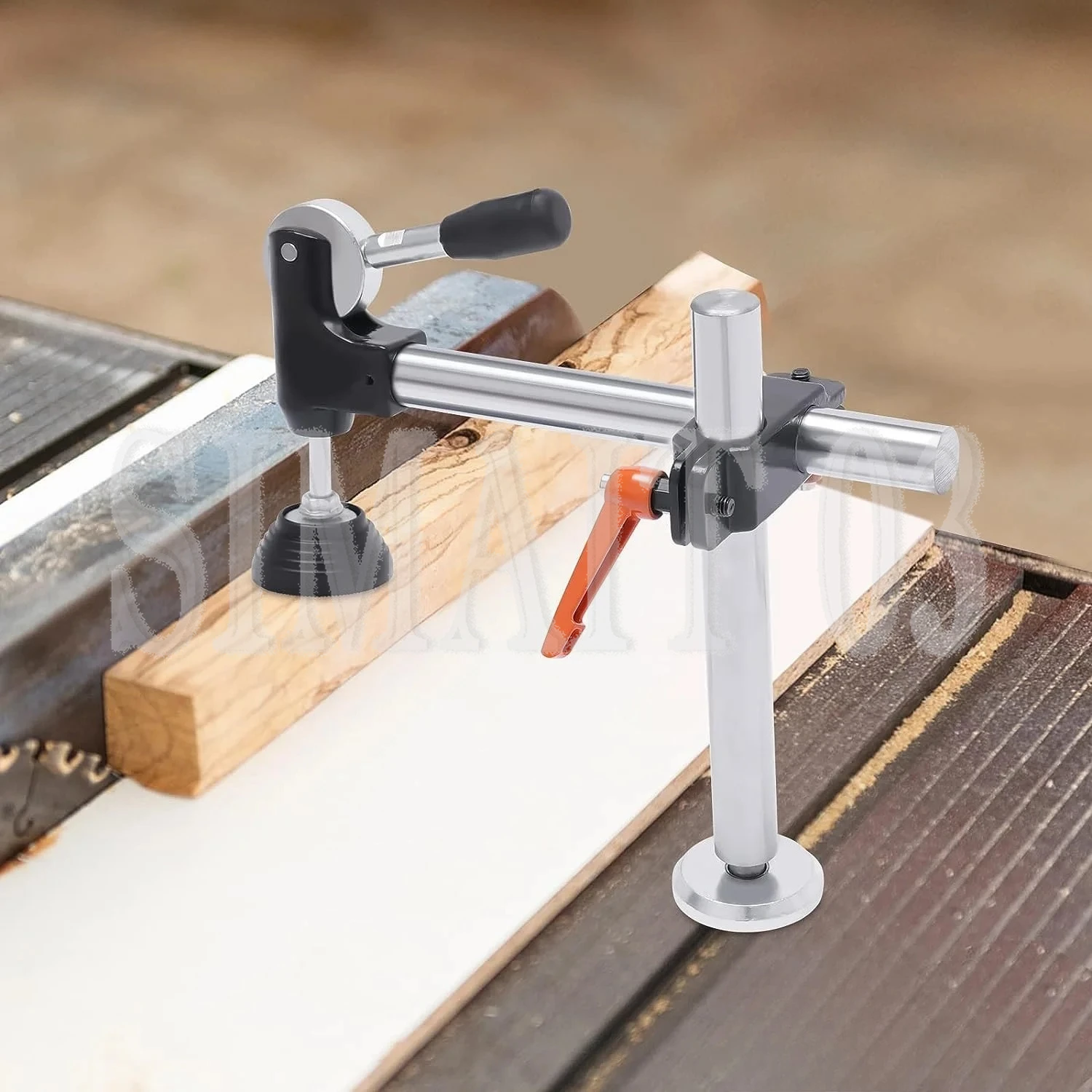 One-Piece Woodworking Clamp for Sliding Table Saw with Eccentric Locking Wheel and Lever Handle