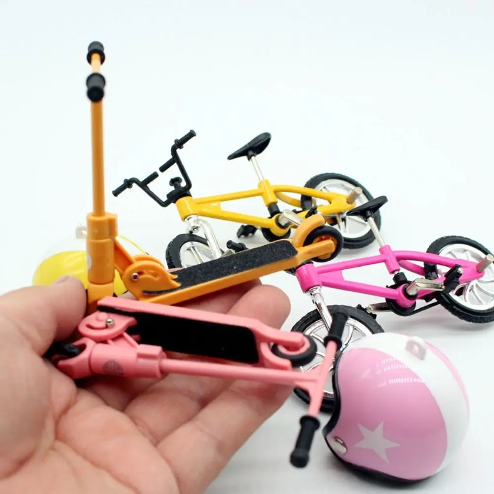 Micro Dollhouse Simulated Bicycle Scooter Helmet Set Delicate Creative Bicycle Micro Model Doll House Decorative Accessories