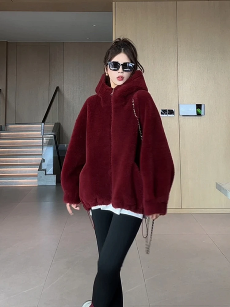 안강 레드 양털 퍼 재킷 여성용 루즈핏 숏 코트 후드 두꺼운 한국 스타일 긴팔 지퍼 시뮬레이션 가죽