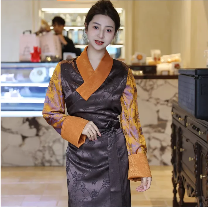 

Autumn Retro Style Lhasa Clothing, Fashionable Tibetan Clothing, Bola Long Skirt