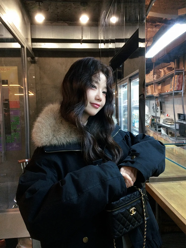 Casaco Parka Feminino Retro com Gola de Lã, Aquecido e Confortável, Comprimento Longo, Fechamento com Zíper