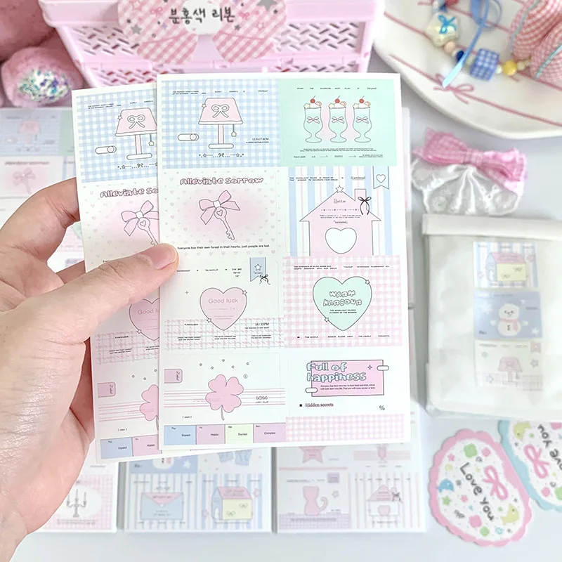 48Pcs Cute Cartoon Mini Sealing Sticker Kpop Photocard Packing DIY Deco Small Business Express Carton Bubble Bag Gift Box Label