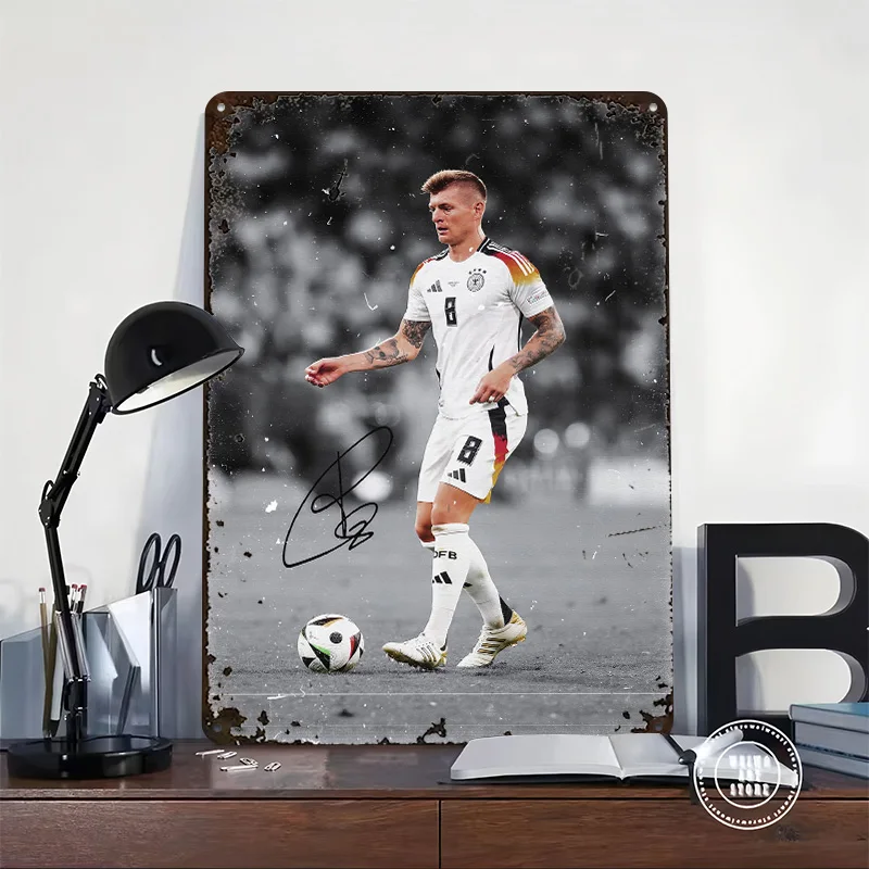 Toni Kroos Football 3D Texture Printed Poster Custom Vintage Metal Tin Plate Sign for Wall Art Decoration Garage Decorations