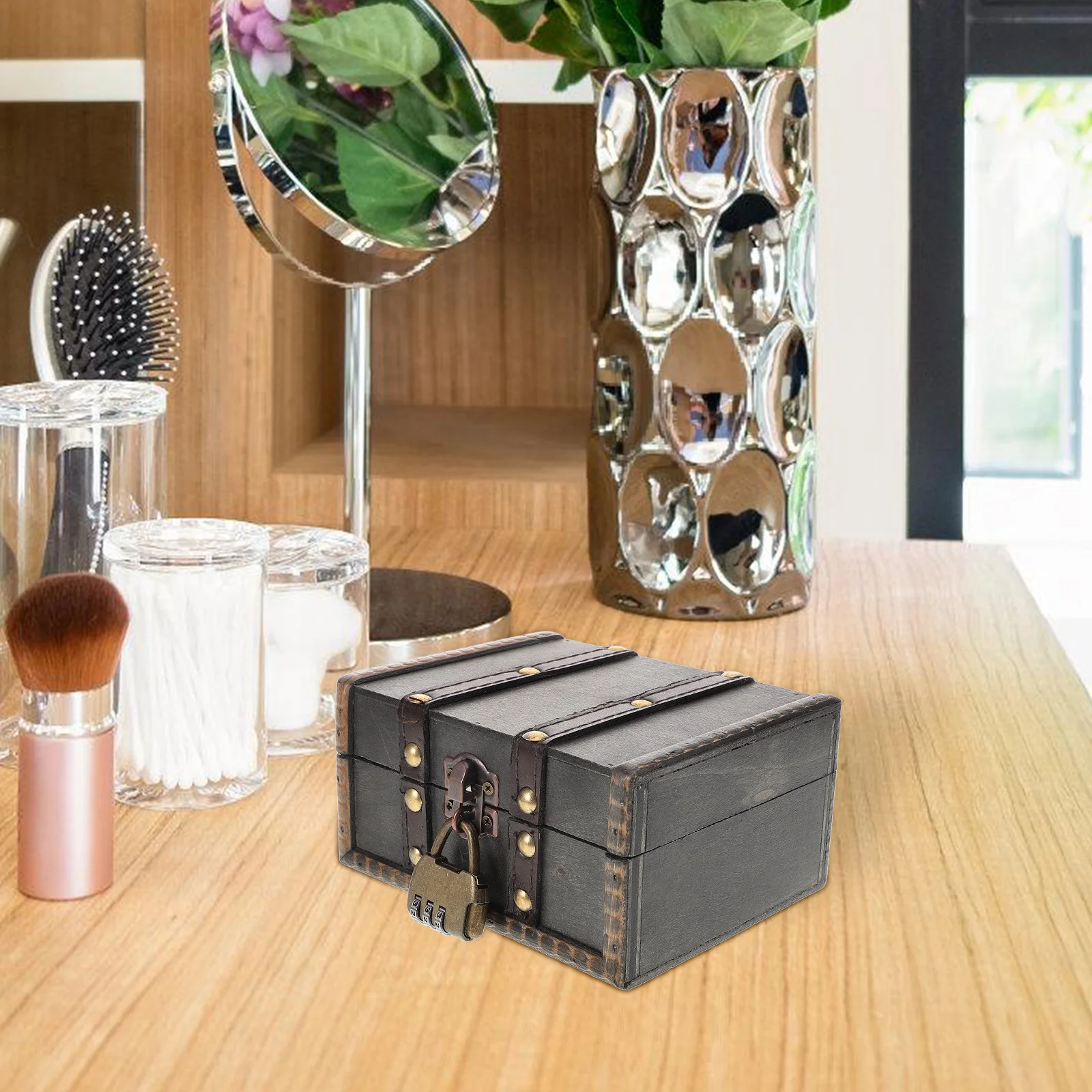 

Vintage Wooden Jewelry Chest Lockable Decorative Treasure Box Organizer Storage for Necklaces Earrings Trinket Keeper