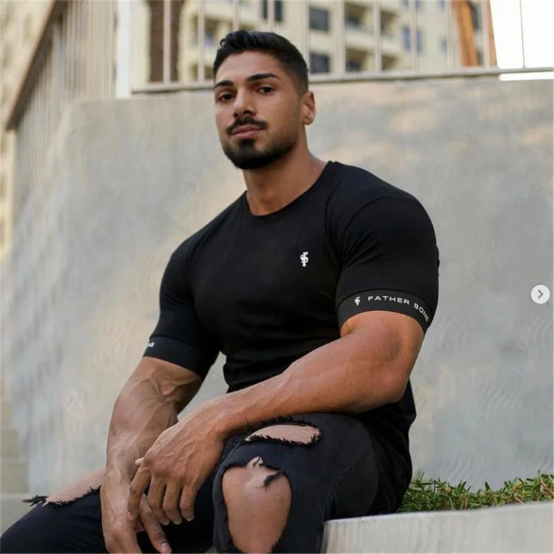 2023 Gym T-shirt Men Short sleeve T-shirt Casual Slim t shirt Male Fitness Bodybuilding shirt Workout Tee Tops Summer clothing