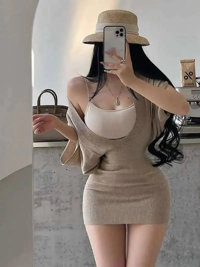 Pure Desire Bat Sleeve Knitted Hip Pack Sweater Dress Elegant Chest Cushion Strap Tank Top Fashion Sweet Women Tops 6IKR