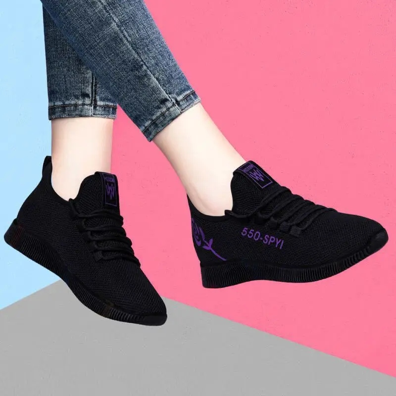 Women Mesh Flat Shoes Spring and Autumn New Fashion Walking Mesh Women Running Comfortable Breathable Casual Sports Shoes