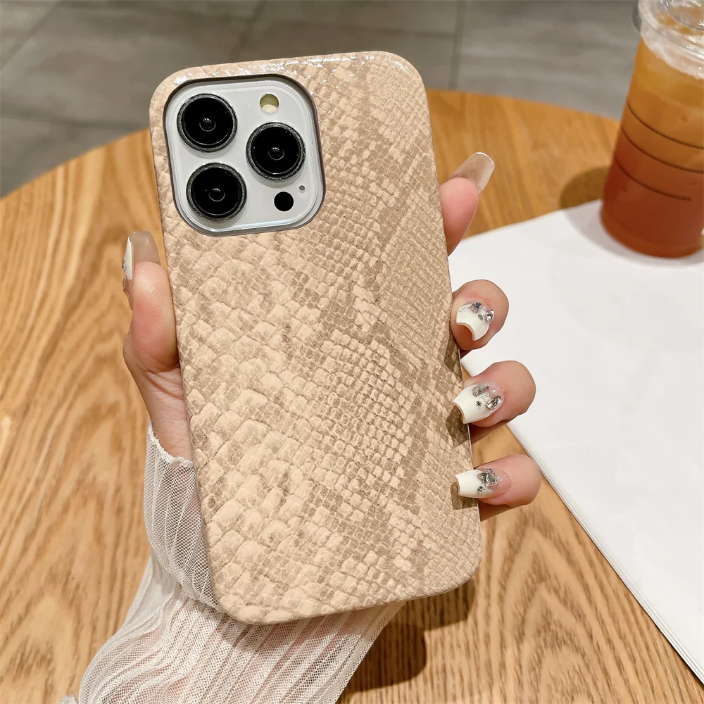 Luxurious Snake Skin Grain pattern Phone Case For iPhone 15 14 11 13 12 Pro Max 7 8 14 Plus XR XS Max Hard Shockproof Back Cover