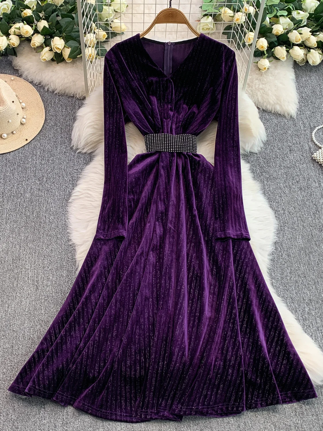 Rok Maxi Beludru Ele Long Sve Velvet Dr V-Ne High Waist Slimming Wanita untuk Kerja dan Santai Musim Dingin Model Terbaru