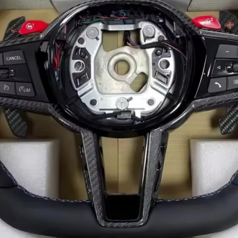 Car Steering Wheel Leather For BMW M3 G80 M4 G82 M5 G30 G20 G05 G07 G35 G36 G25 G26 G29 G05 Steering Wheel Interior Accessorie