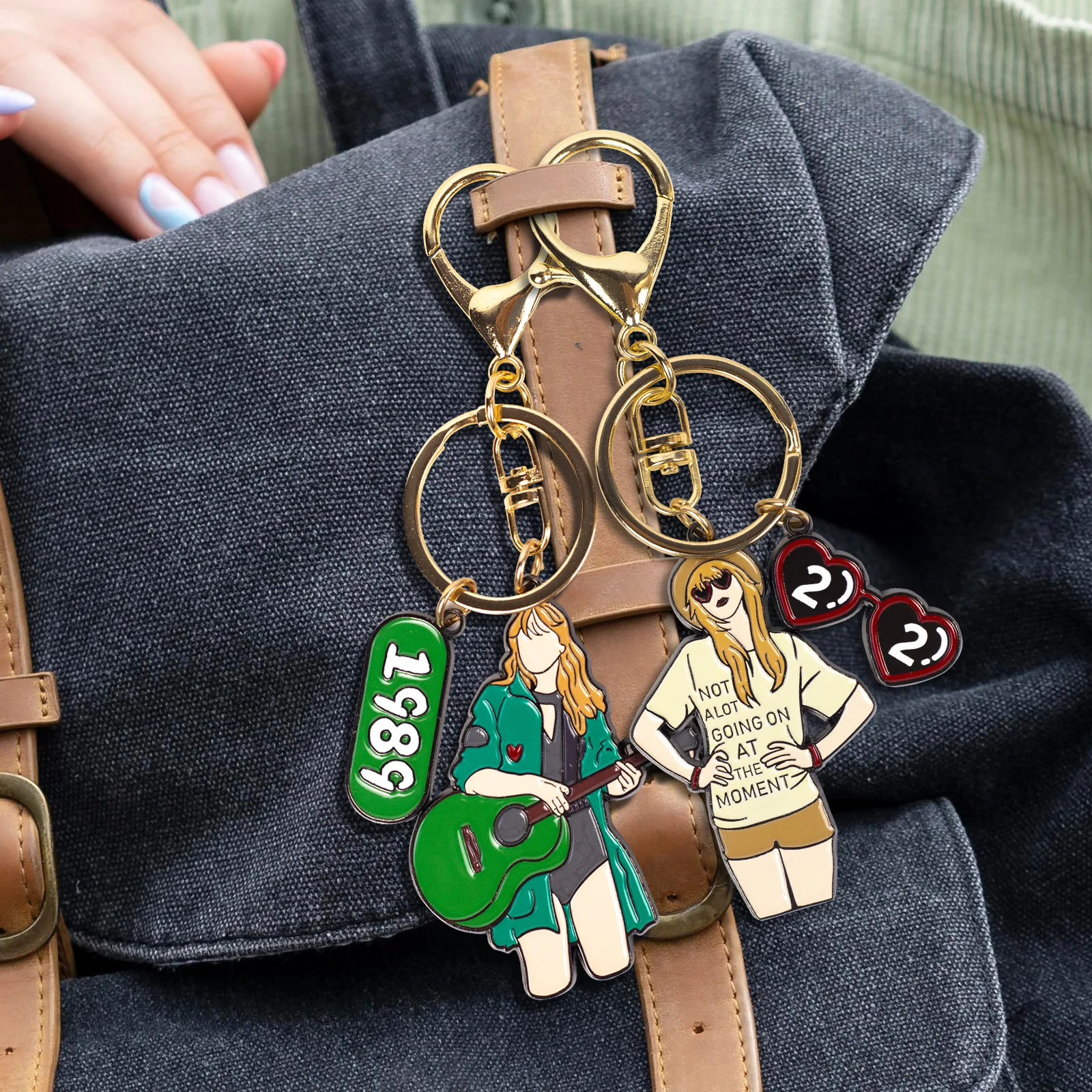 Taylor Swift Keychain Lovely 1989 Rock Girl Metal Guitar Pendant Fans Collection for Men Women Backpack Party Accessories Gifts view 4