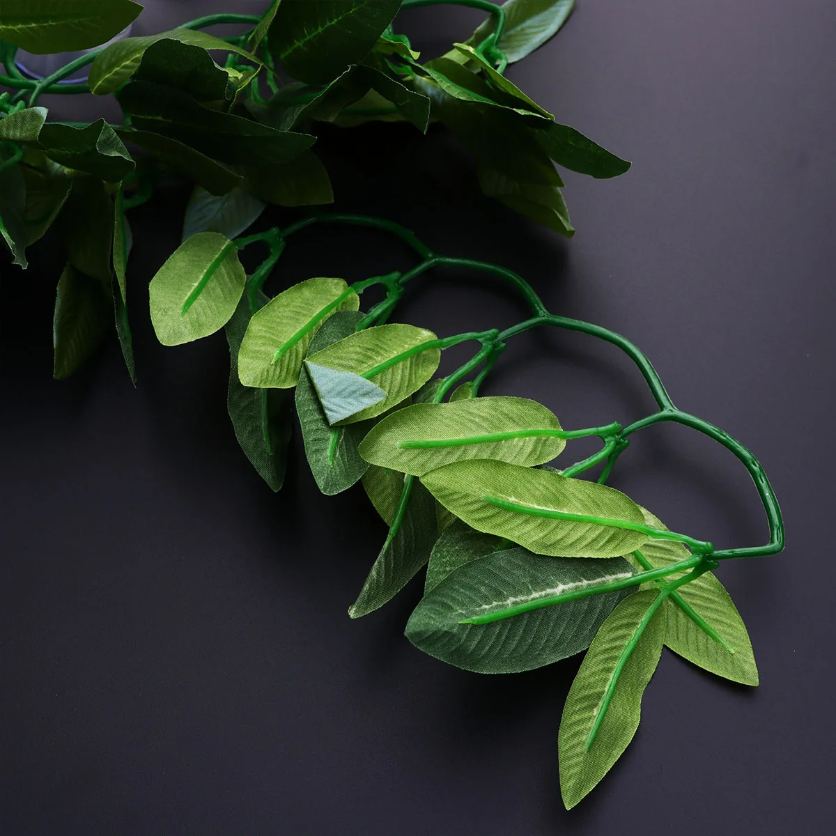 

1pc Artificial Rattan For Fish Tank Lifelike Aquarium Plants Decor Purple T-1034J2 Safe Fresh Salt Water Easy Clean