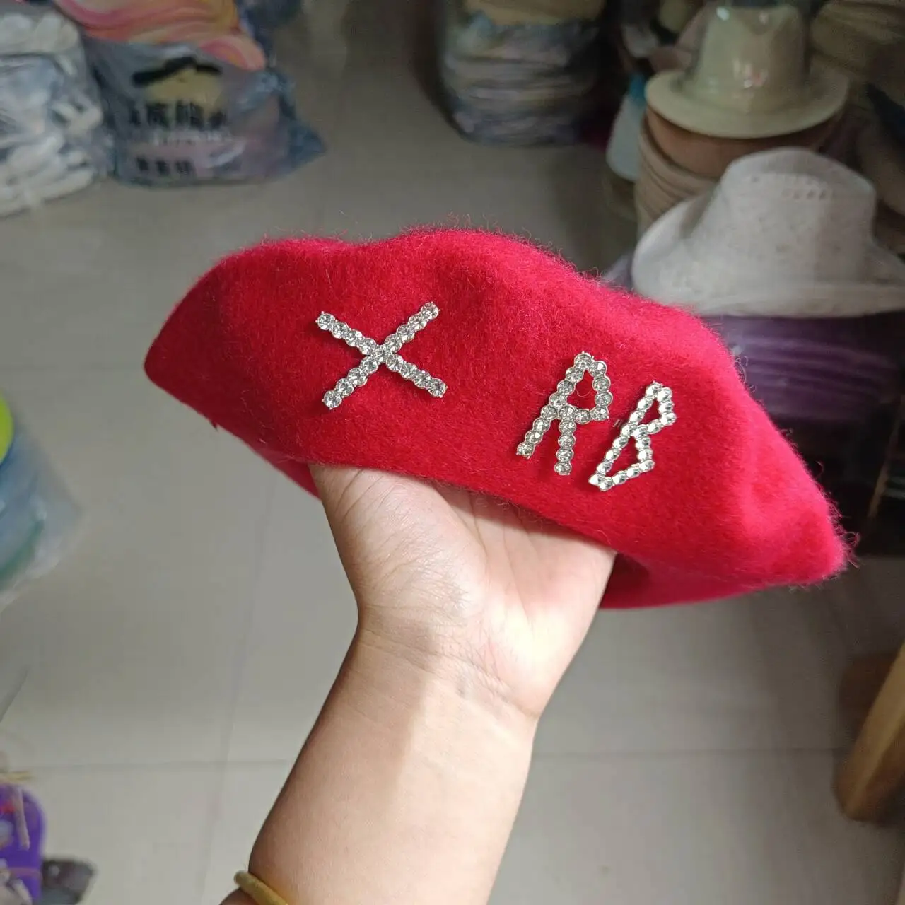 Lace mesh rhinestone beret fashionable luxury face small beret autumn dome painter\'s hat beret 겨울모자