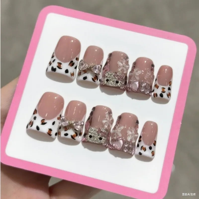 10 قطعة Bowknots الحلو اضغط على الأظافر الوردي ليوبارد طباعة الفرنسية مسمار نصائح مع بريق الماس ديكور اليدوية الاكريليك أظافر صناعية #3