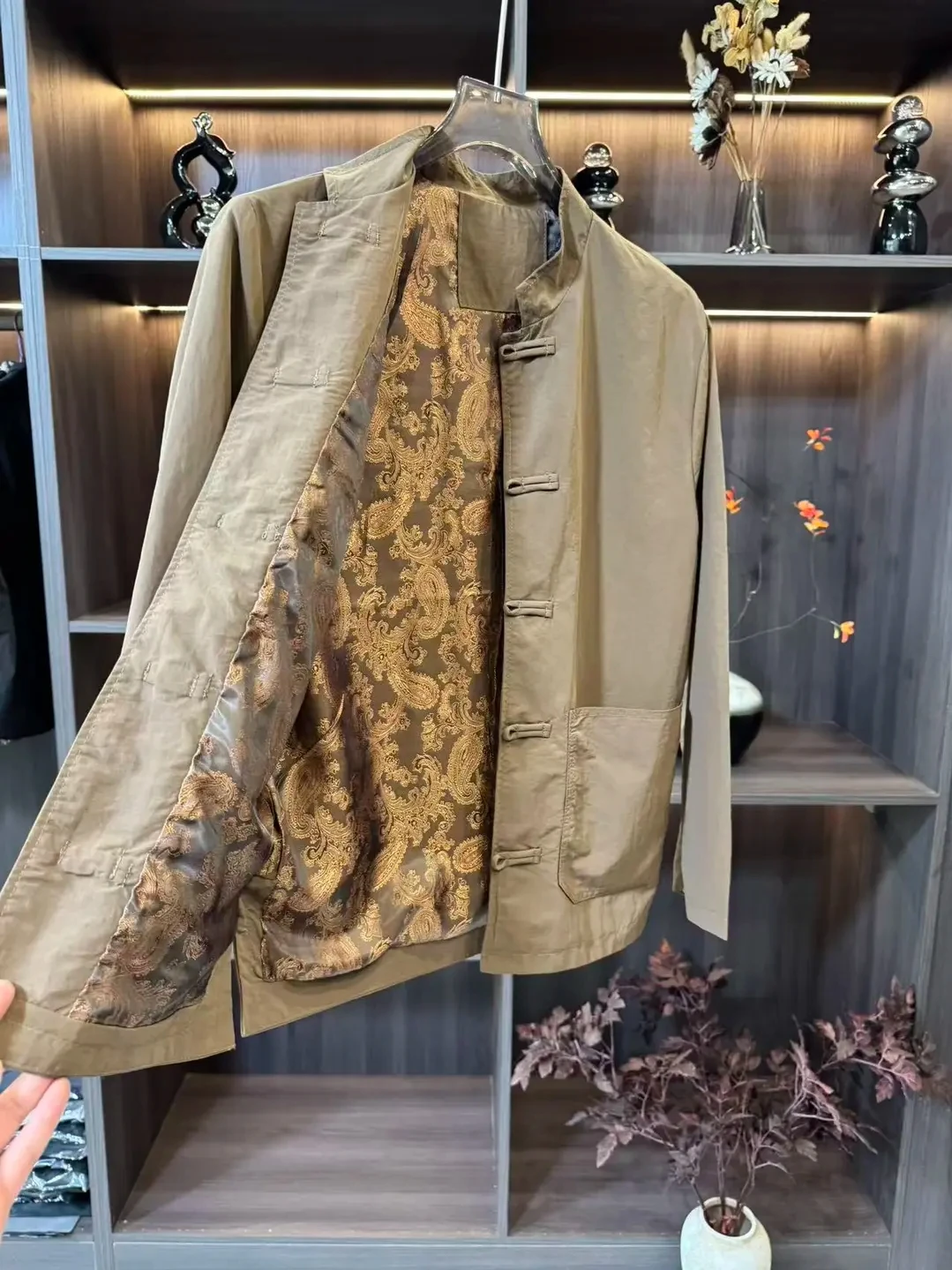 men's-new-autumn-casual-tang-suit-coat-with-button-national-trend-long-sleeve-fashionable-high-end-feeling-chinese-made